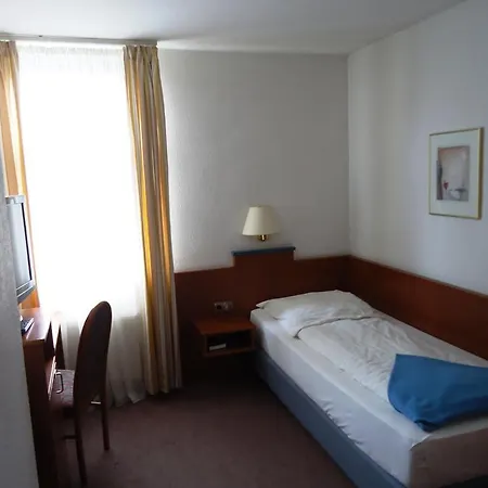 Hotel-restaurant Kolossos 3* ノイス